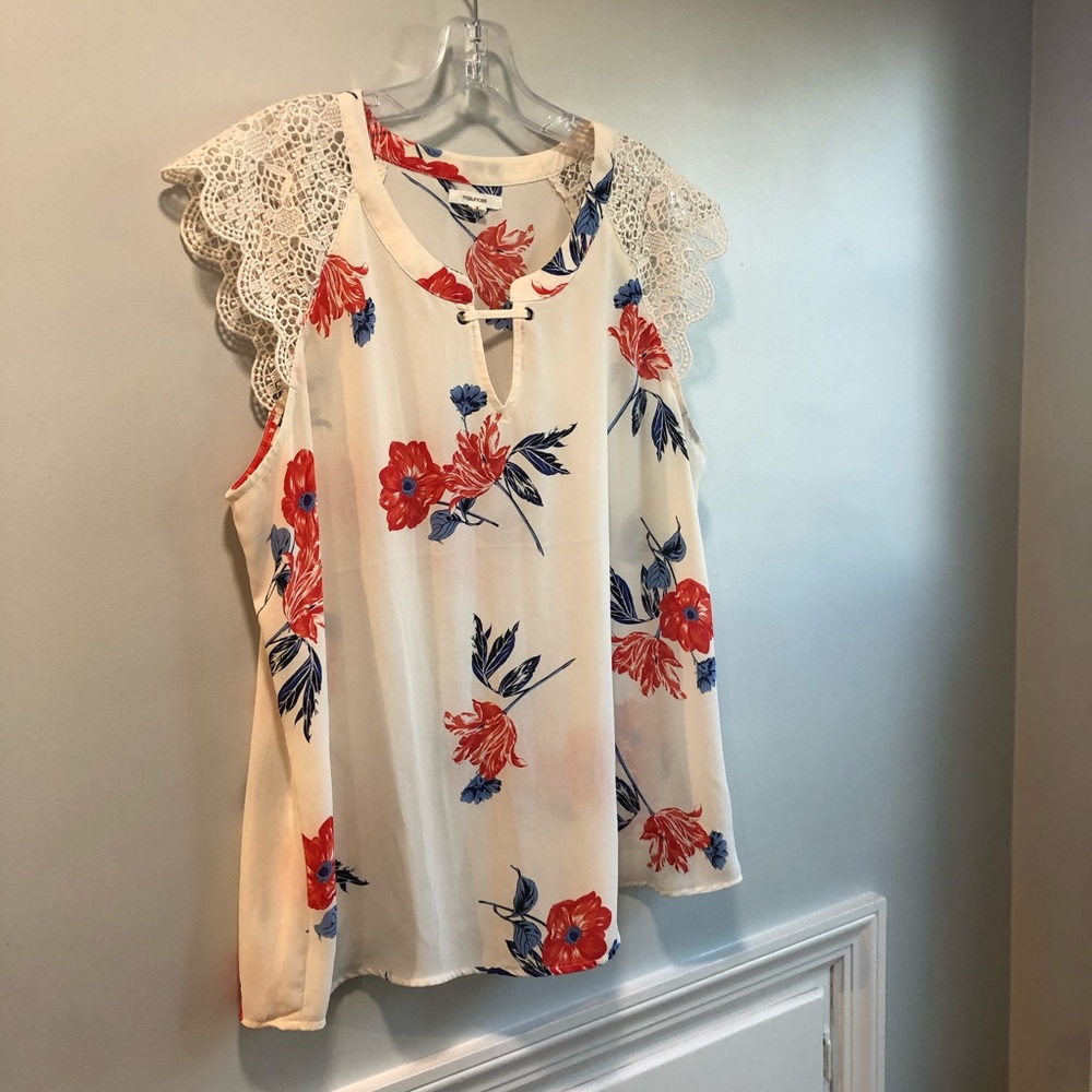 Maurices floral blouse